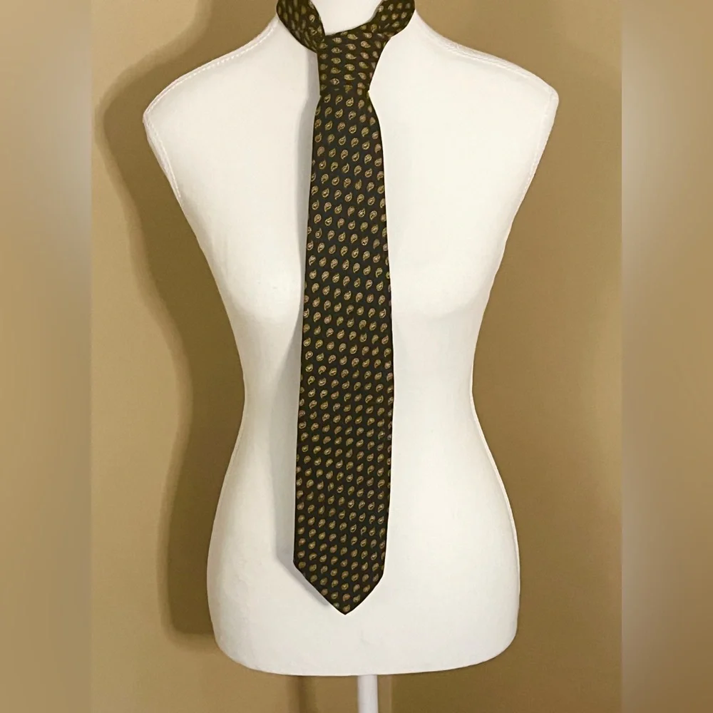 Vintage Brooks Brothers 100% Silk Necktie Black‎ Yellow Geometric